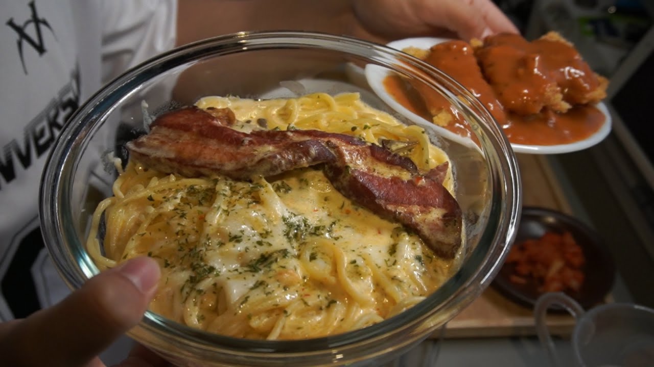 꾸덕꾸덕 통 베이컨 크림파스타 &  돈까스 현실 먹방! | Bacon Cream Pasta | Pork cutlet | ASMR | Mukbang