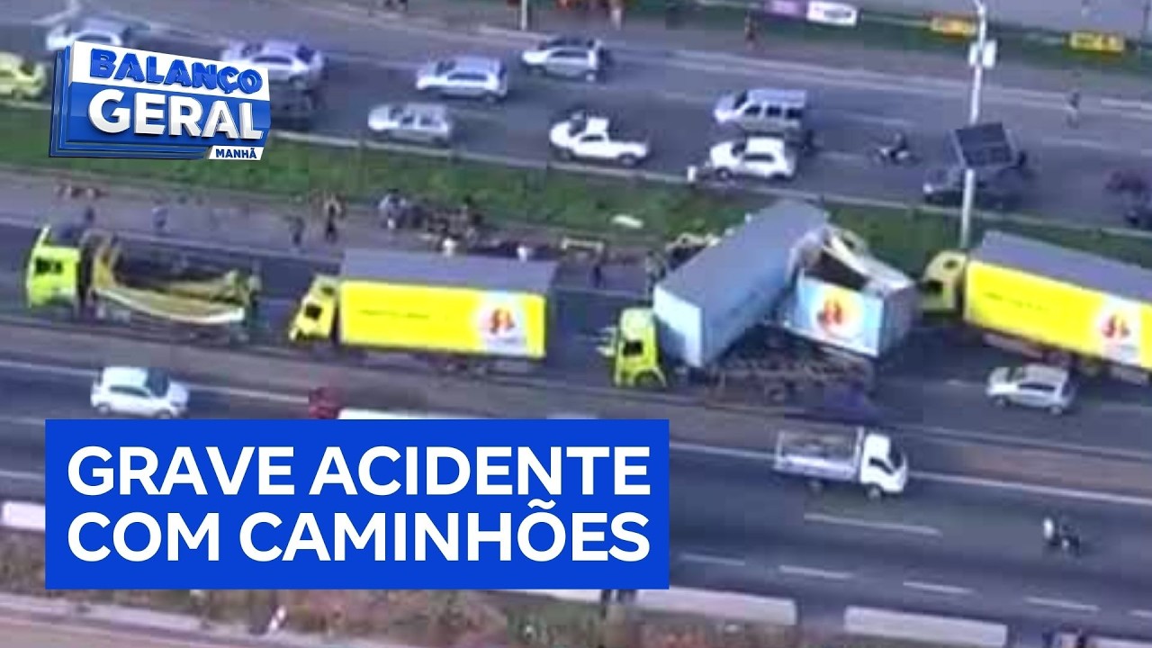 Acidente com quatro caminhões paralisa trânsito na Dutra, no Rio de Janeiro