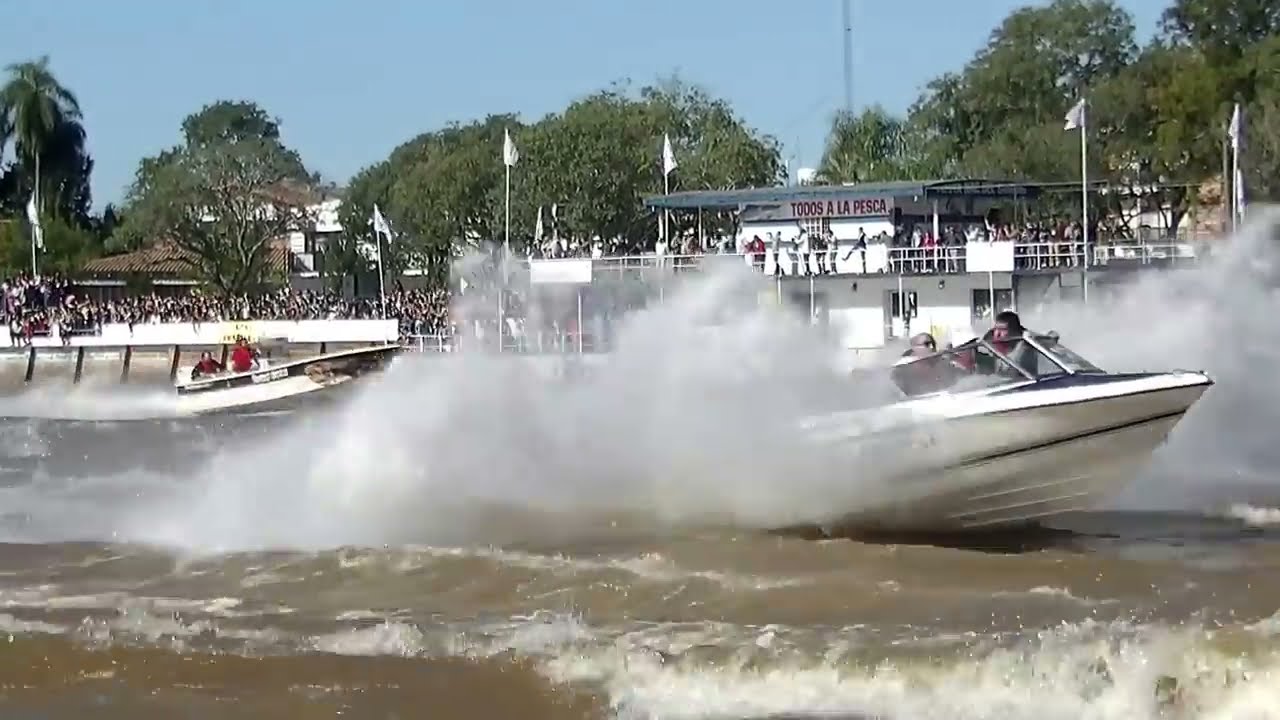 Largada de lanchas, Fiesta Nacional del Surubí, Mundial de Pesca