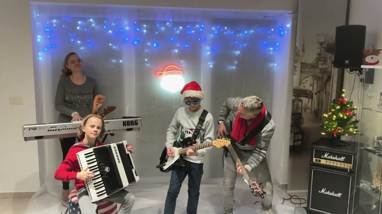 JINGLE BELLS ROCK - Družina Marin&scaron;ek