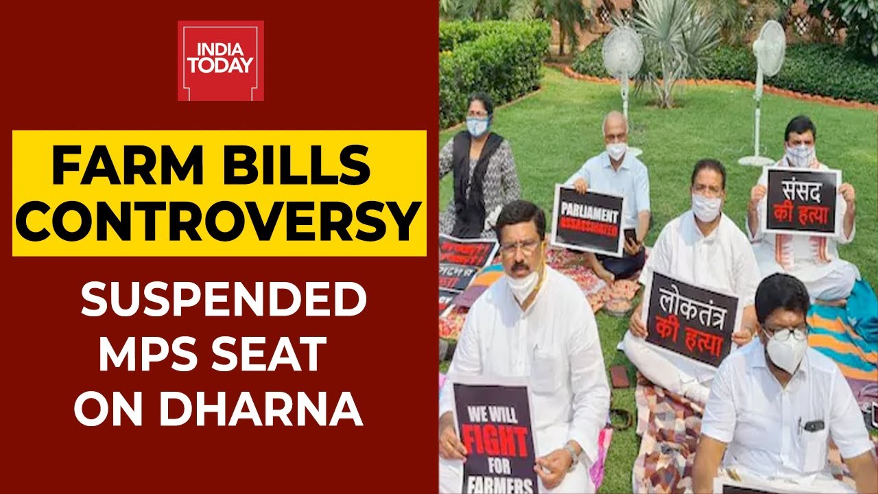 Farm Bills Controversy: 8 Suspended MPs Seat On Indefinite Dharna Outside Parliament | Breaking News