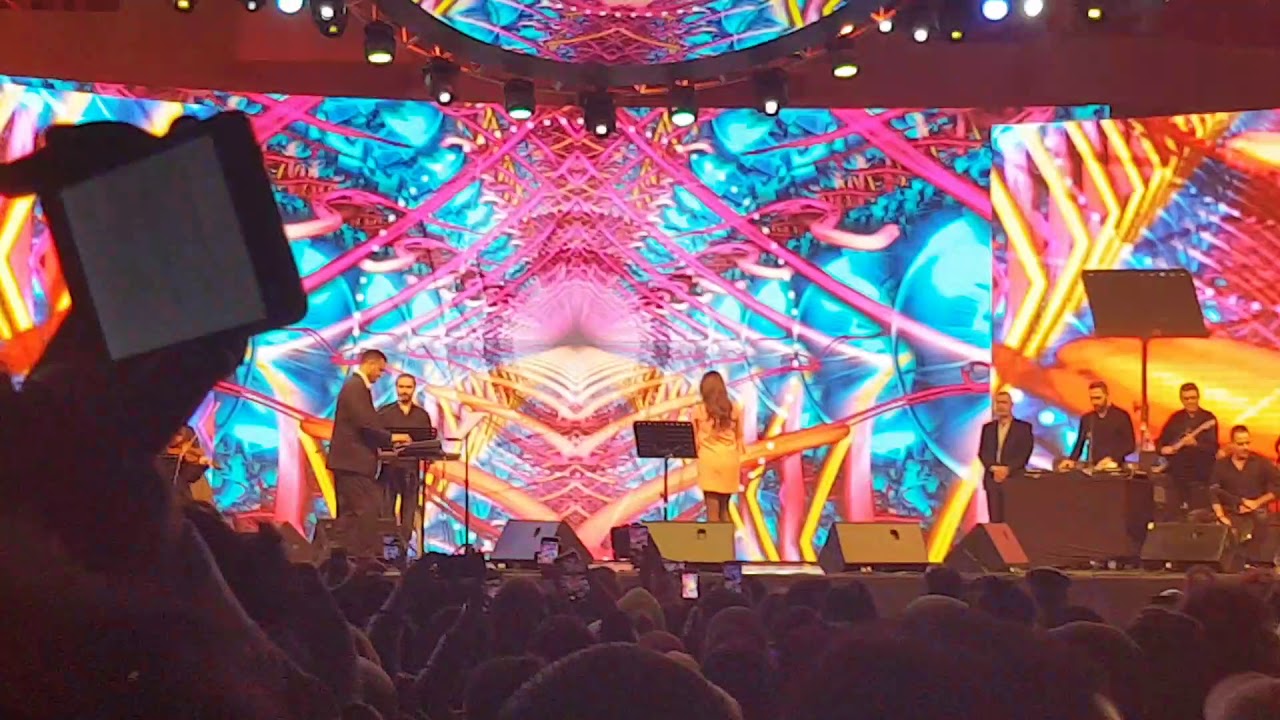 Elissa - Global Village  حفل اليسا القرية العالمية - بدي دوب