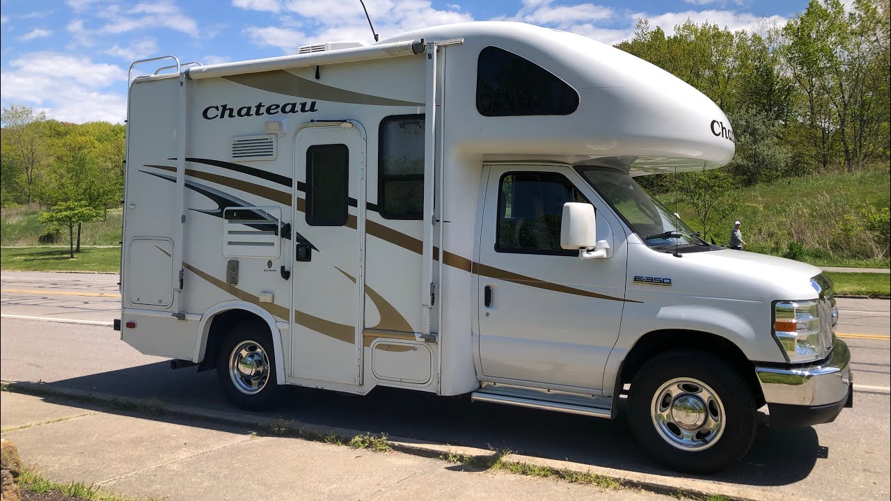 Tour inside the Tiny RV Class C Chateau 19G Motorhome// Chateau Motorhome//Micro Camper