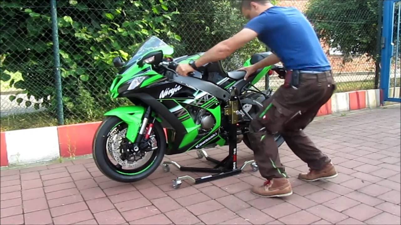 Kawasaki ZX 10 R 2016 Bursig Center Lift