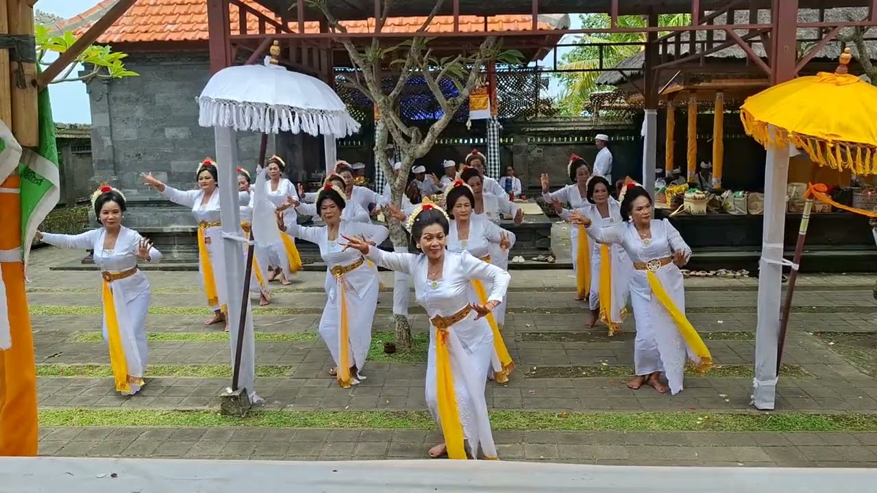 Rejang Anyar ||Pura Luhur Srijong|| ST Widya Sutri Puja-Kelan Tuban.