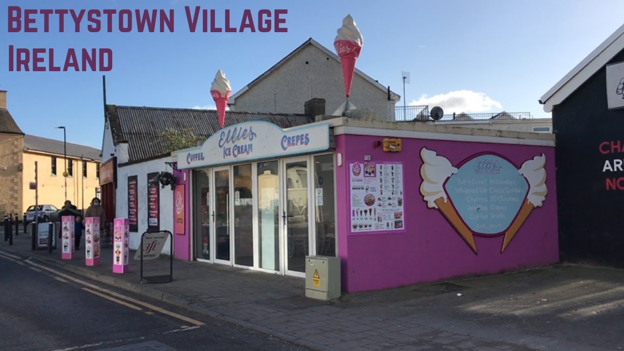 BETTYSTOWN VILLAGE in county Meath IRELAND