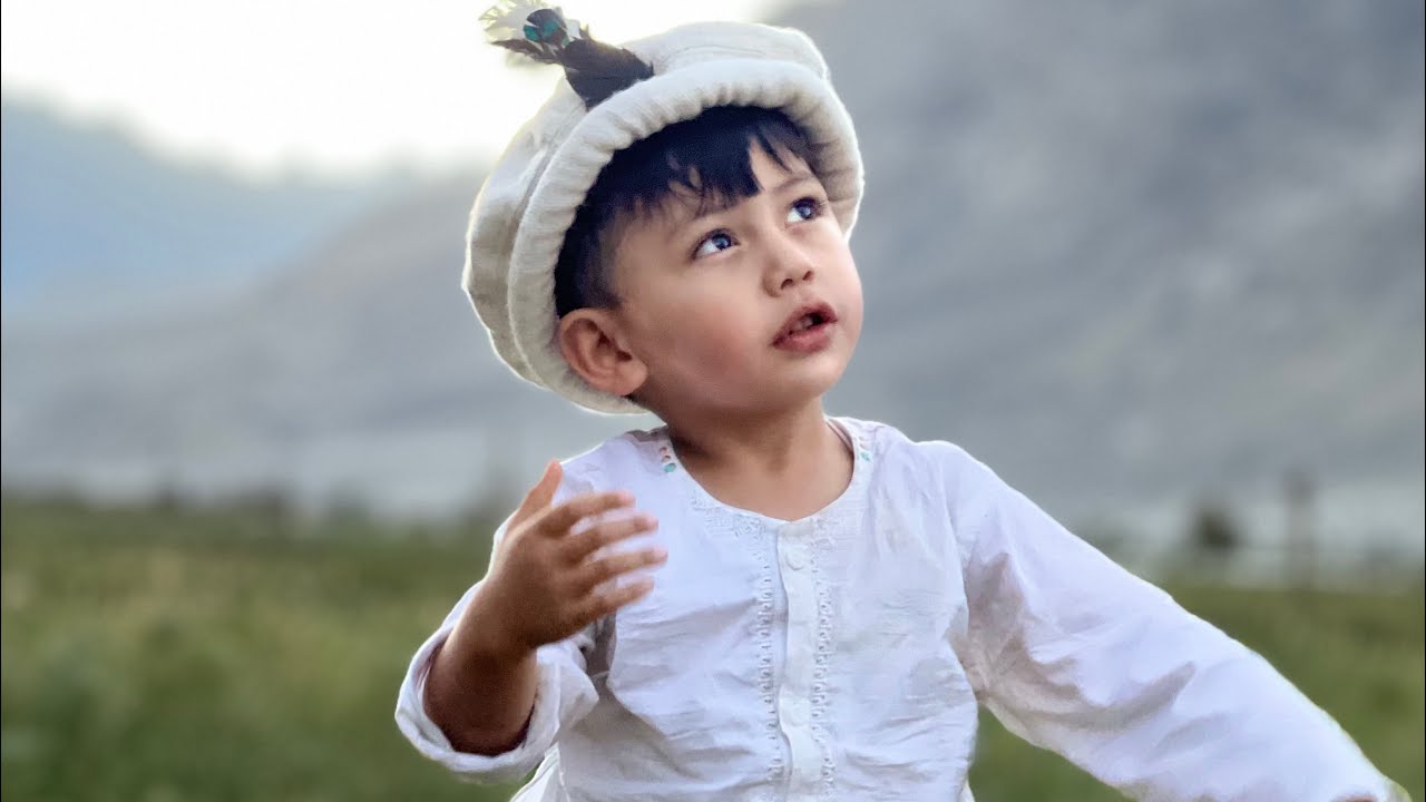 Who will win in the jumping game? | skardu ky bachy 