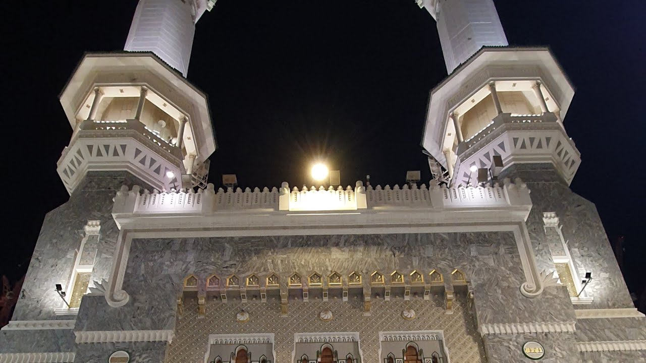 أذان الفجر خاشع المؤذن هاشم السقاف من أمام مئذنة توسعة الملك فهد الحرم