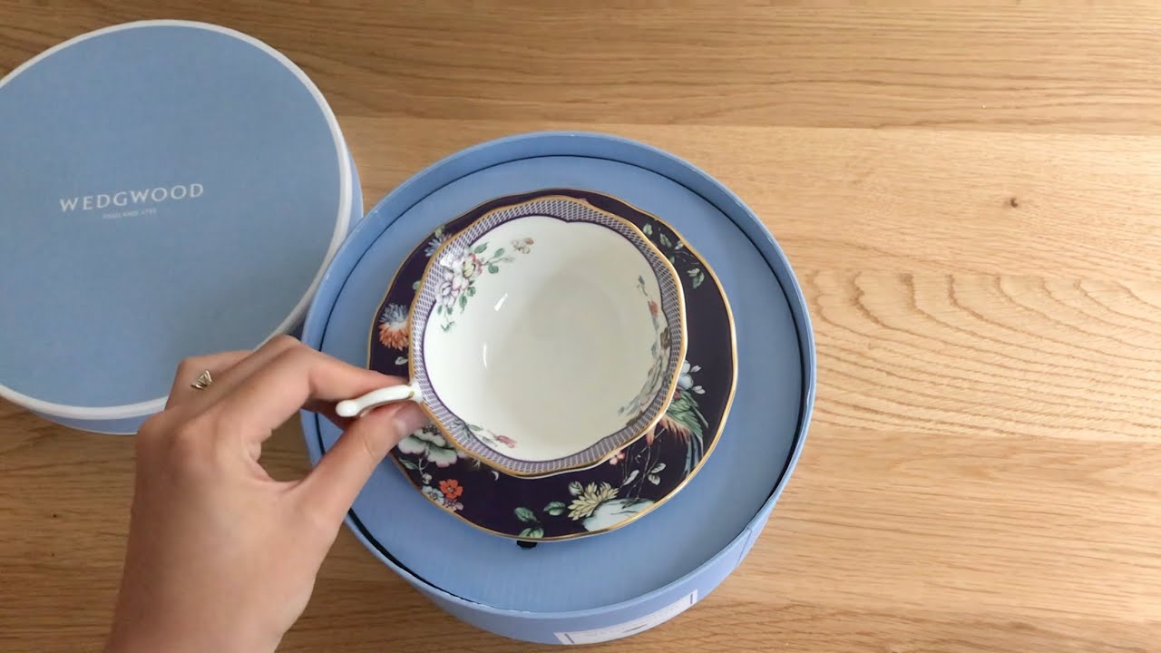 Wedgwood Midnight Crane teacup & saucer