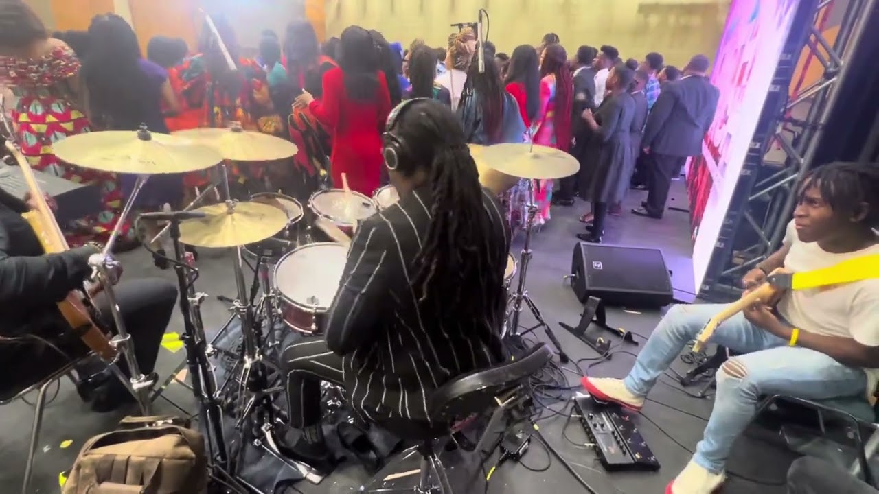 COGIC Aim 2k23 Youth Choir I Love To Call Him With Vincent Bohanan 🔥❗️