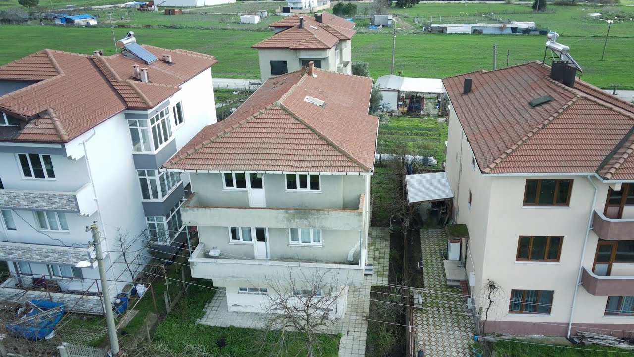 SATILIK 3 KATLI BAHÇELİ BİNA GÖNEN KARŞIYAKA FİYAT 5,250,000