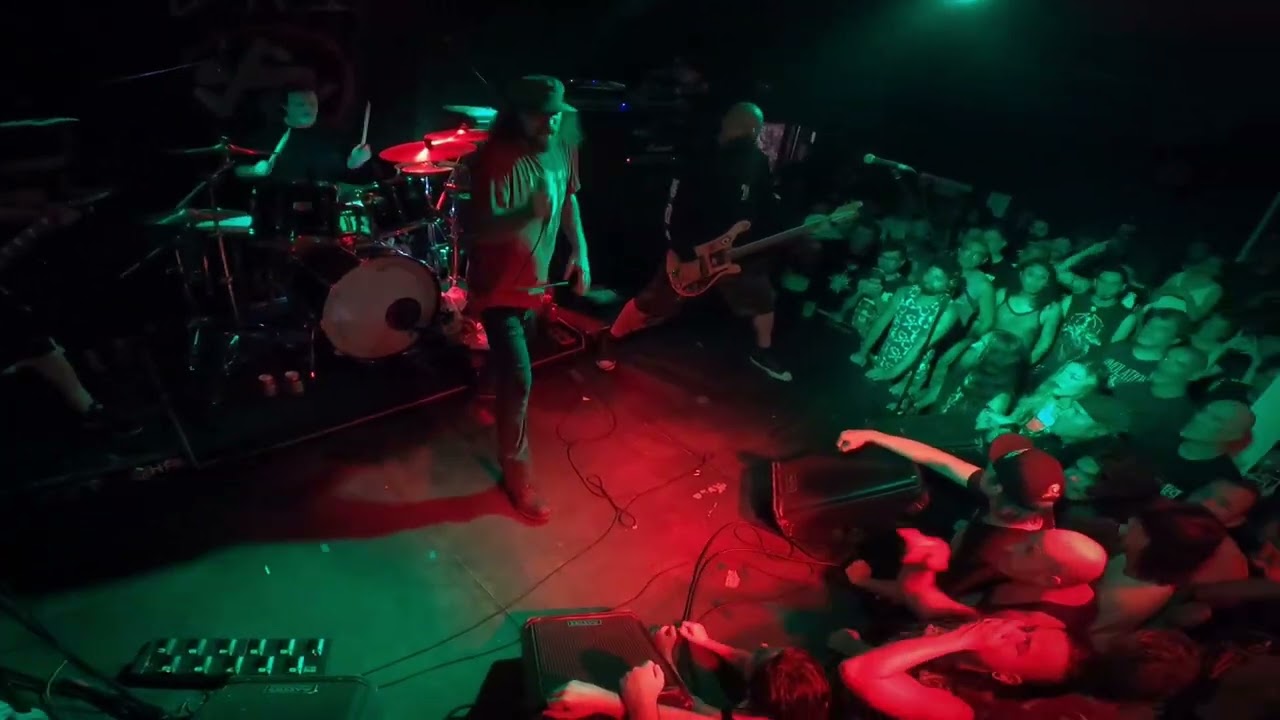 D.R.I. (Dirty Rotten Imbeciles) 40 Years Tour @ Estraperlo Club del Ritme (Badalona)