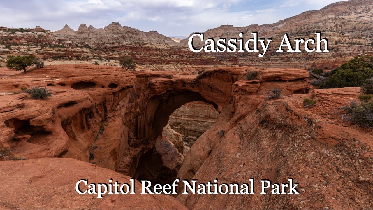 Hike to Cassidy Arch via Frying Pan Trail | Capitol Reef National Park