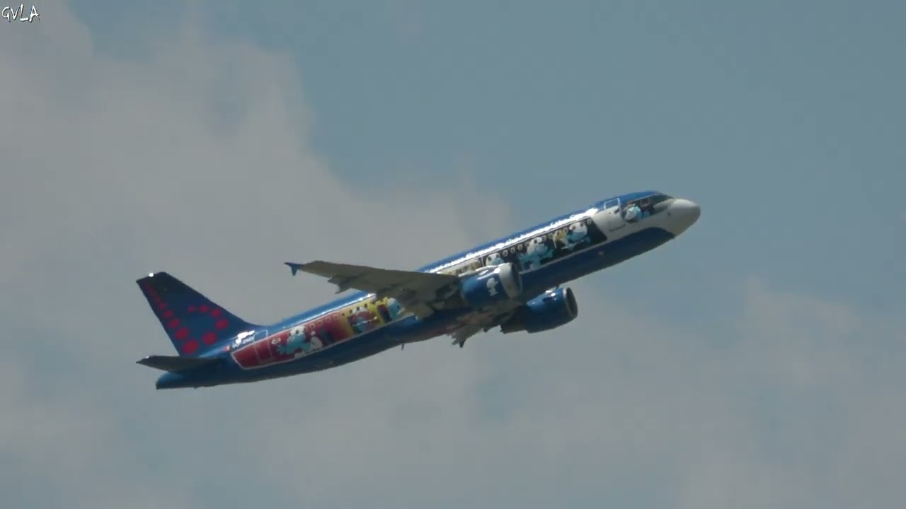 Brussels Airlines (The Smurfs Livery) Airbus A320