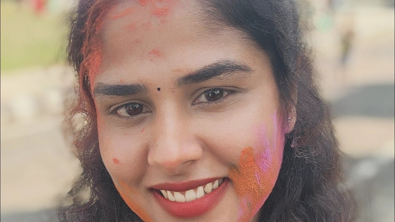 Liveil oru twist und… guess cheyyamo? 👀#live #livestream #malayalam