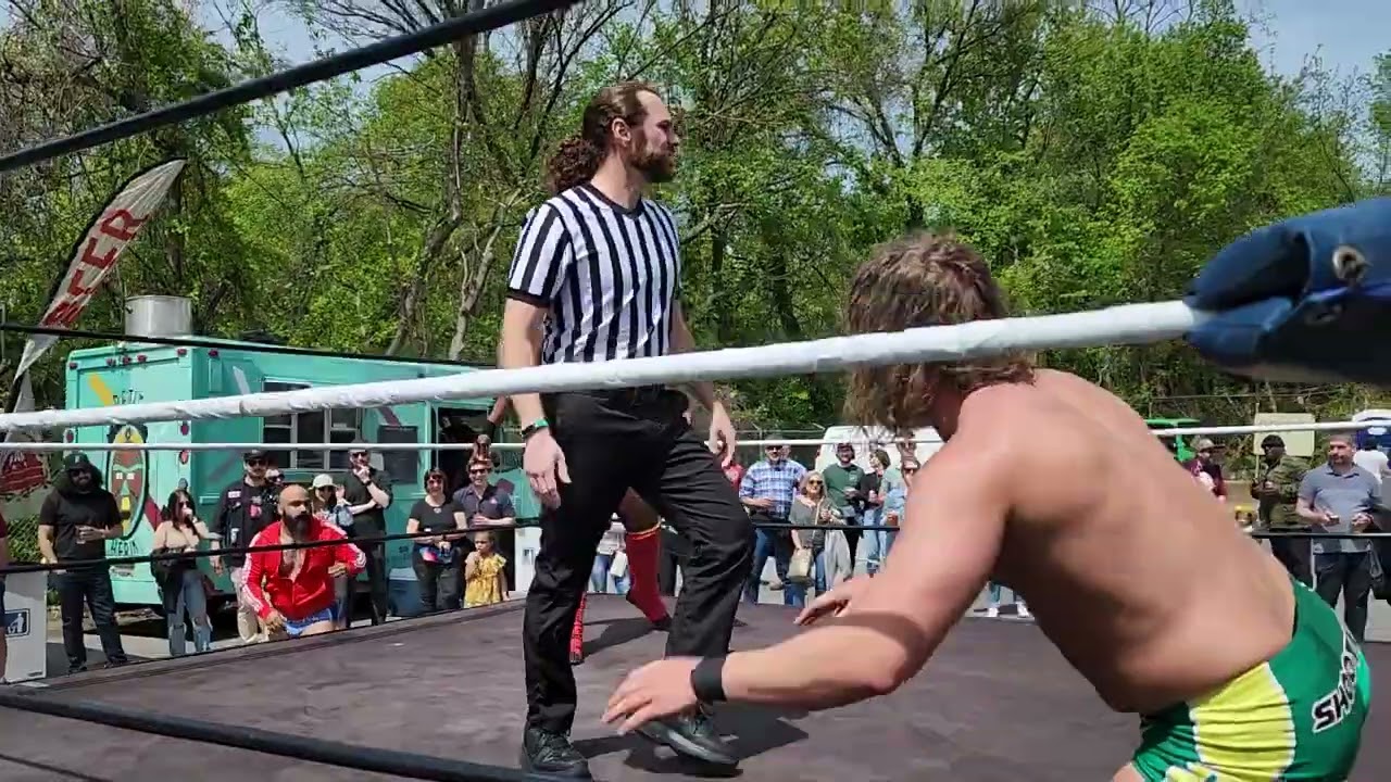 Killian McMurphy vs Trish Adora