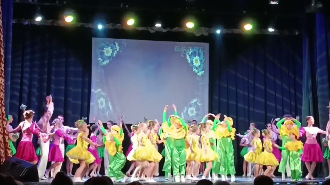 ДЮХС Щасливе дитинство