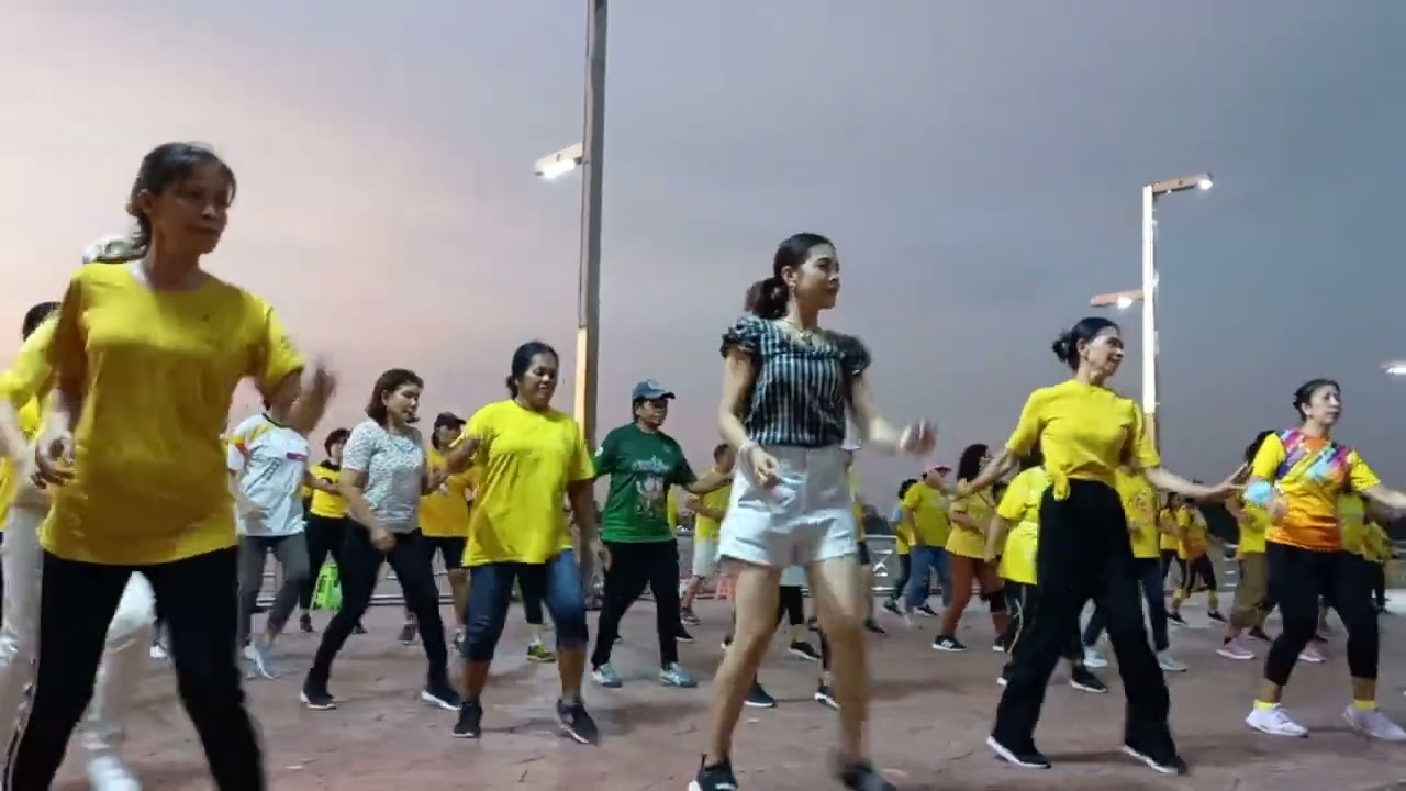 รำวงดาวพระศุกร์ ไลน์แดนซ์ประยุกต์ ท่าเต้นสนุกสนานในรูปแบบไทยๆ