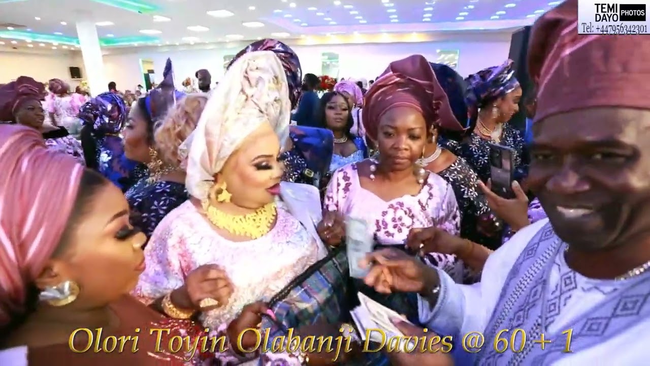 OLORI TOYIN OLABANJI DAVIES @ 60 +1 part 3 with Alh. Abass Akande Obesere on stage & B. Alaran as Mc