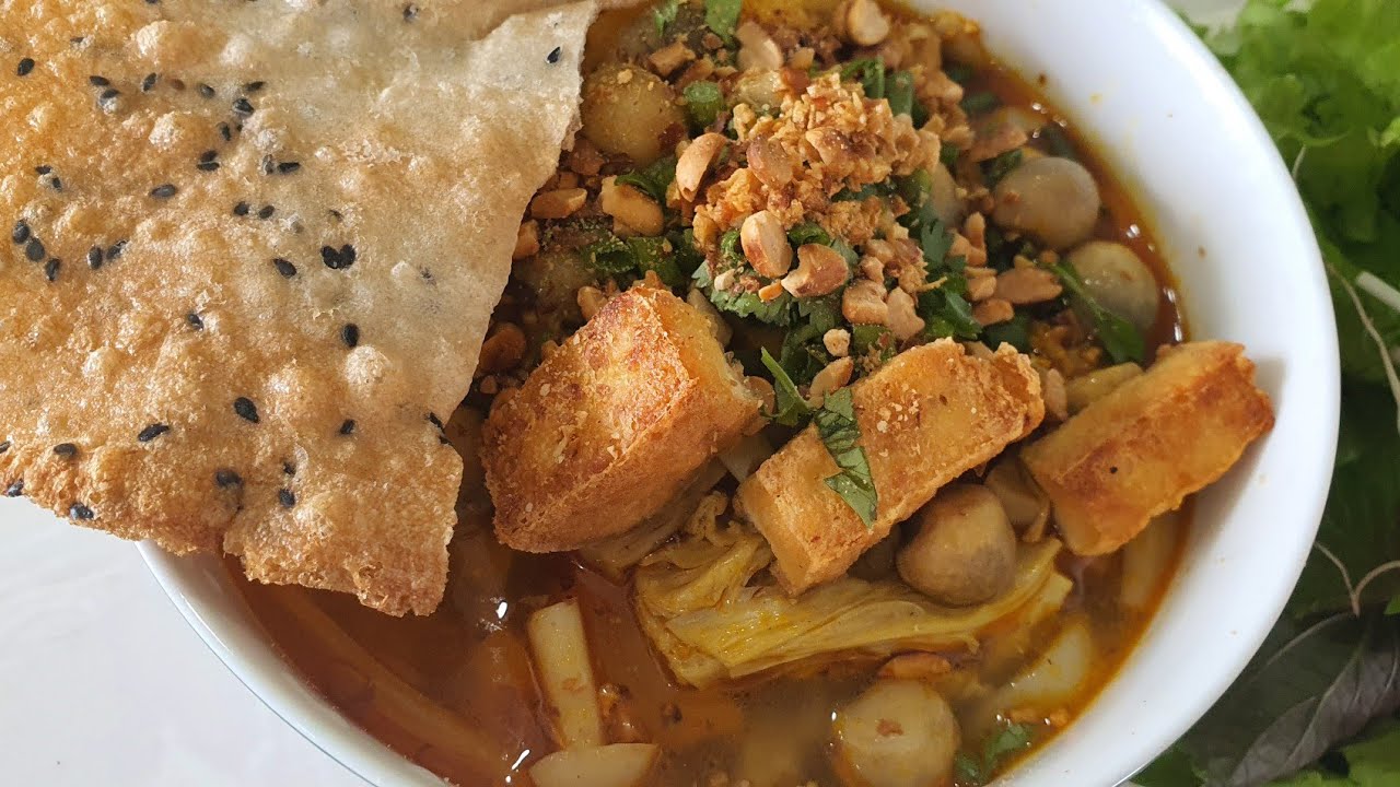 Cách làm Mì Quảng Chay đậm đà miền Trung (Vietnamese Vegetarian Noodle - Central style)
