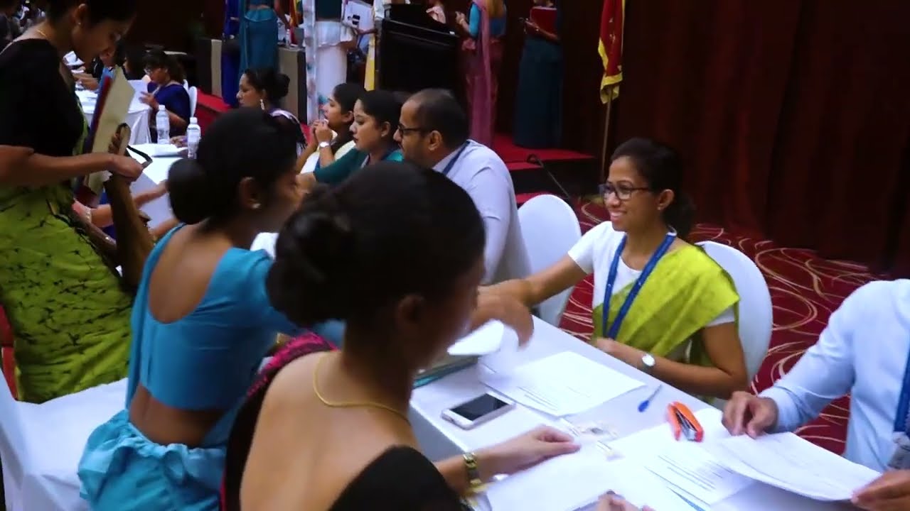 SriLankan airline cabin crew interview | Guwan Sarisara