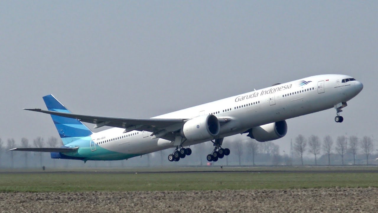 [4K] Wonderful Plane Spotting at Amsterdam Airport Schiphol | B747, B777, B787, A350 & More