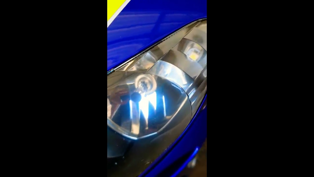 Yamaha r1 04-06 front corner light replacement