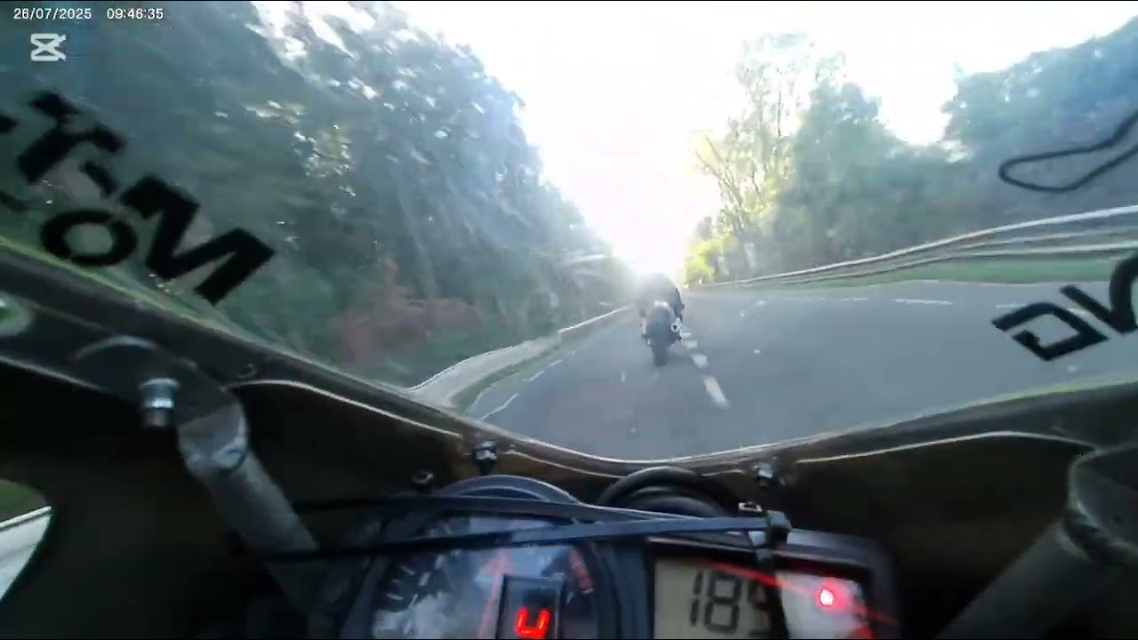 Qualif 1 open trophy 2025 Chimay youngtimer supersport 2000 Suzuki GSXR 600cc 2004 1.59.3