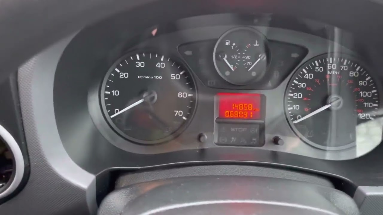 Расположение разъёма OBD на Peugeot Partner. Как найти диагностический порт?