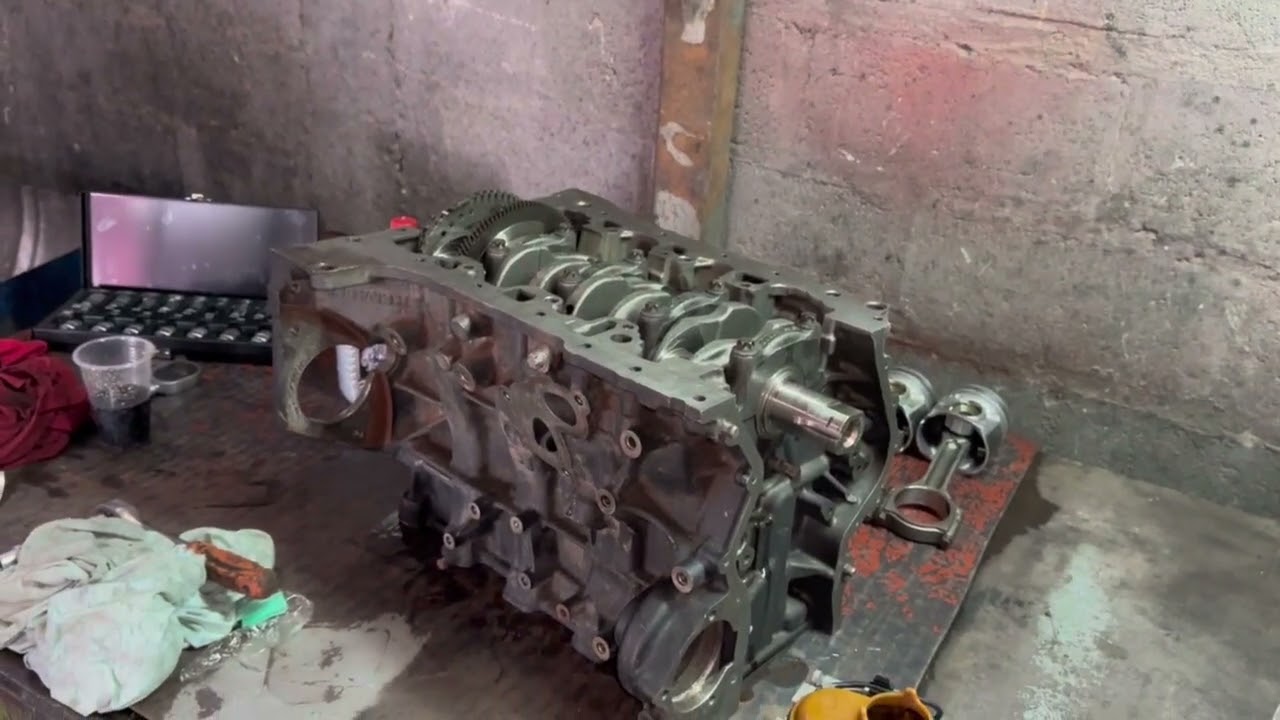 Como armar motor NISSAN NP300  2.3  YS23