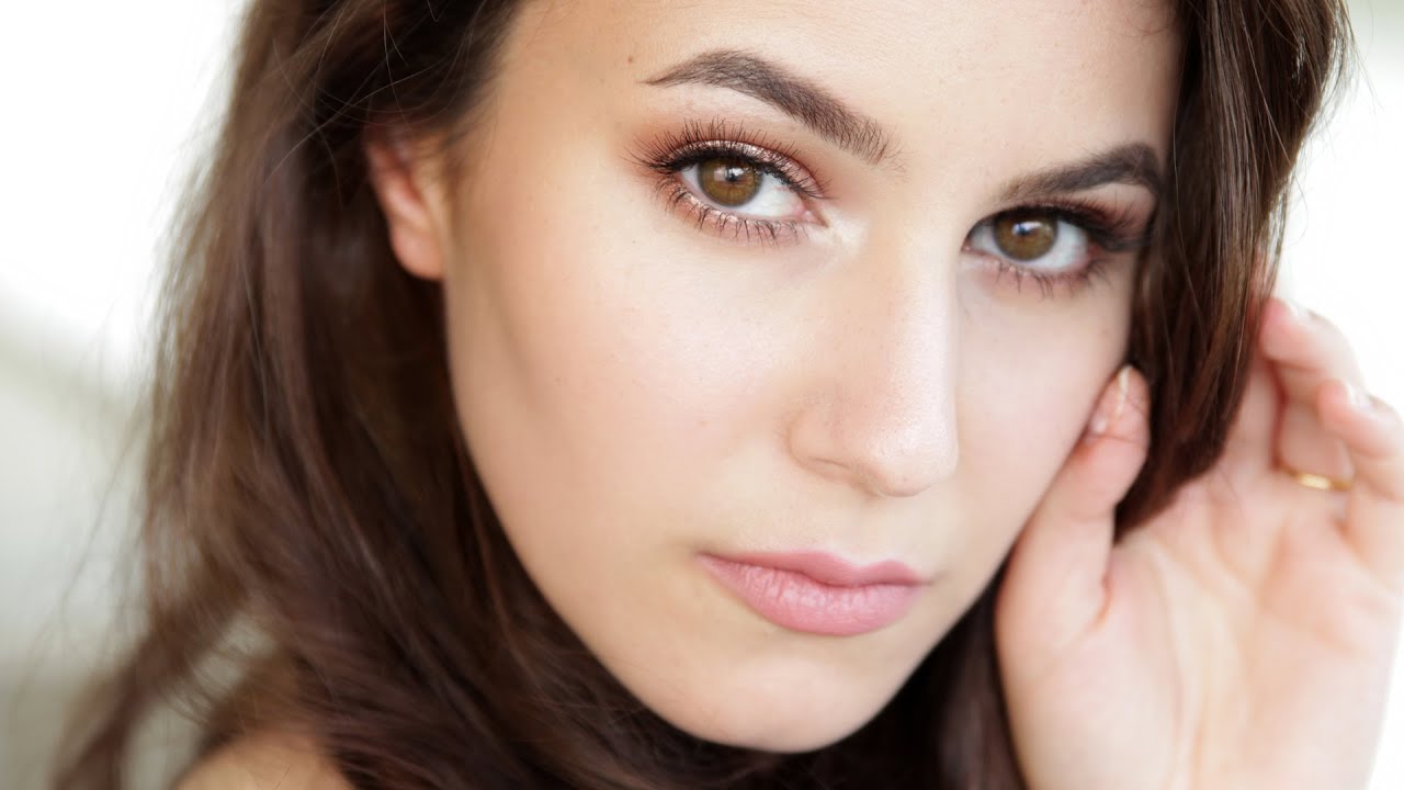 Victoria's Secret Inspired New Years Eve Makeup Tutorial