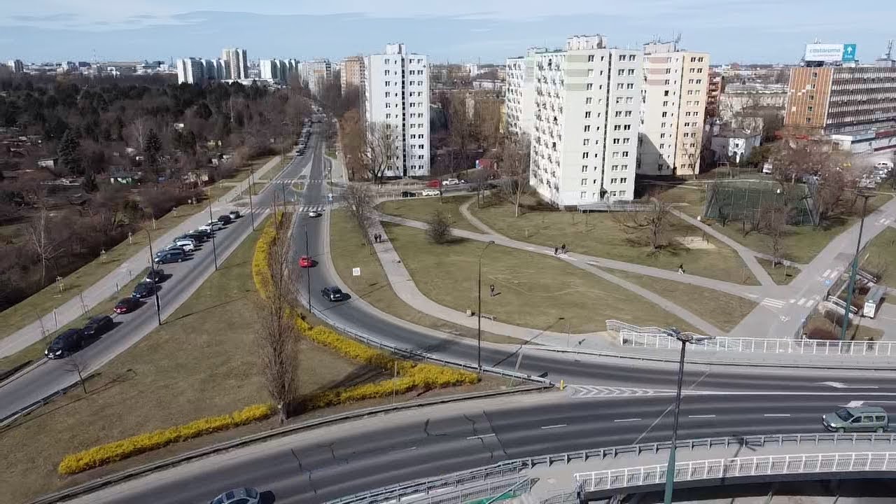 Groch&oacute;w z lotu ptaka&hellip;