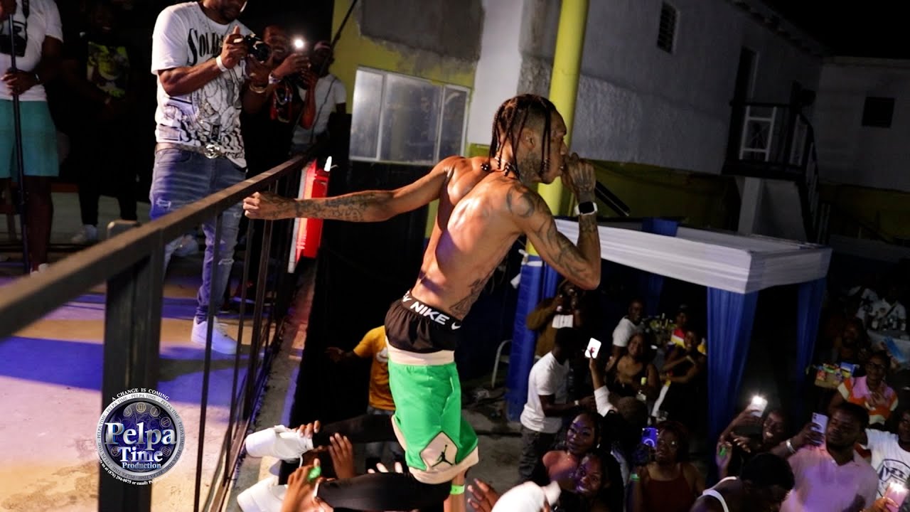KRAFF risk his life to make sure the fans  have a good time AT SUMMER SPLASH WATA PARTY