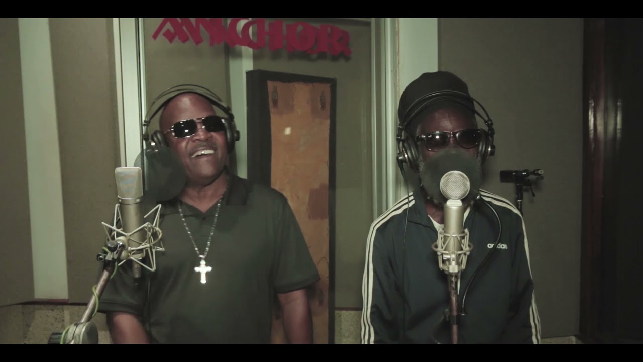 TABBY DIAMOND & JOSEY WALES 