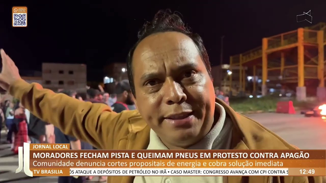 JL - Moradores fecham pista e queimam pneus em protesto contra apagão
