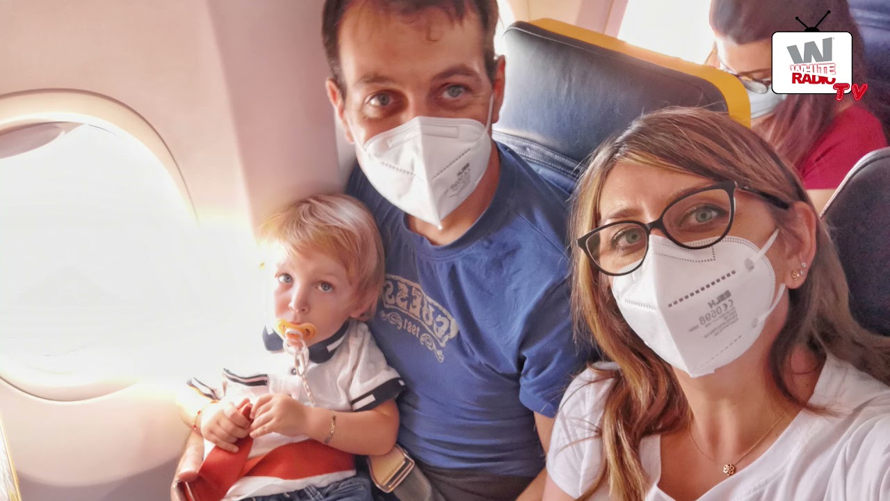 PILLOLE DI GIRANDOLINA - VIAGGIARE CON UN NEONATO IN AEREO LA PRIMA