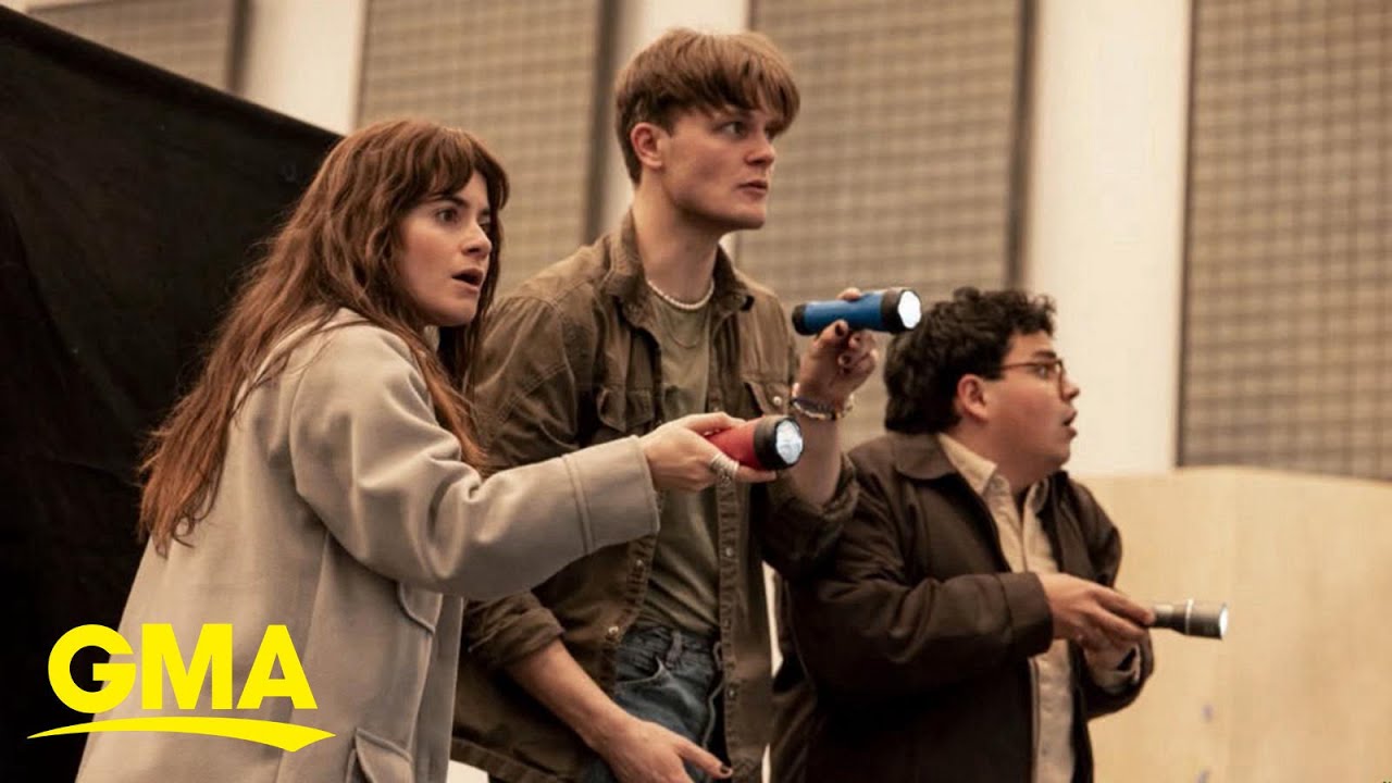 Behind the scenes of 'Stranger Things: The First Shadow'