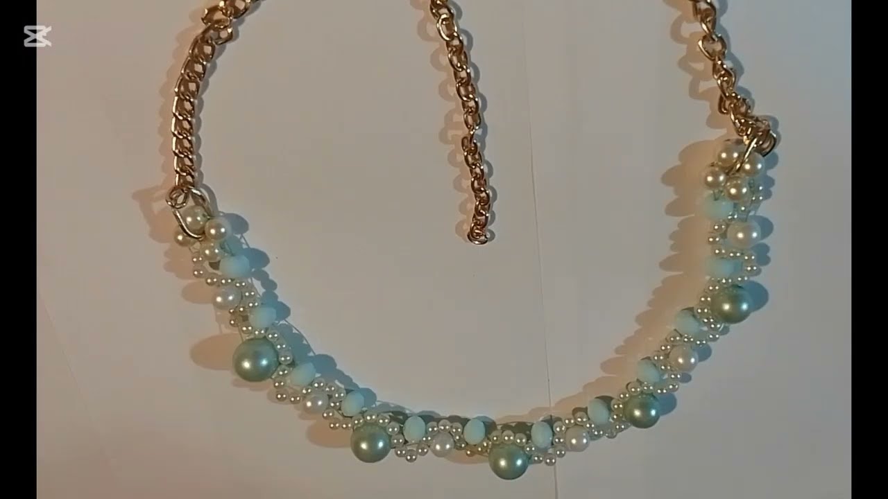 Precioso collar de perlas verde jade