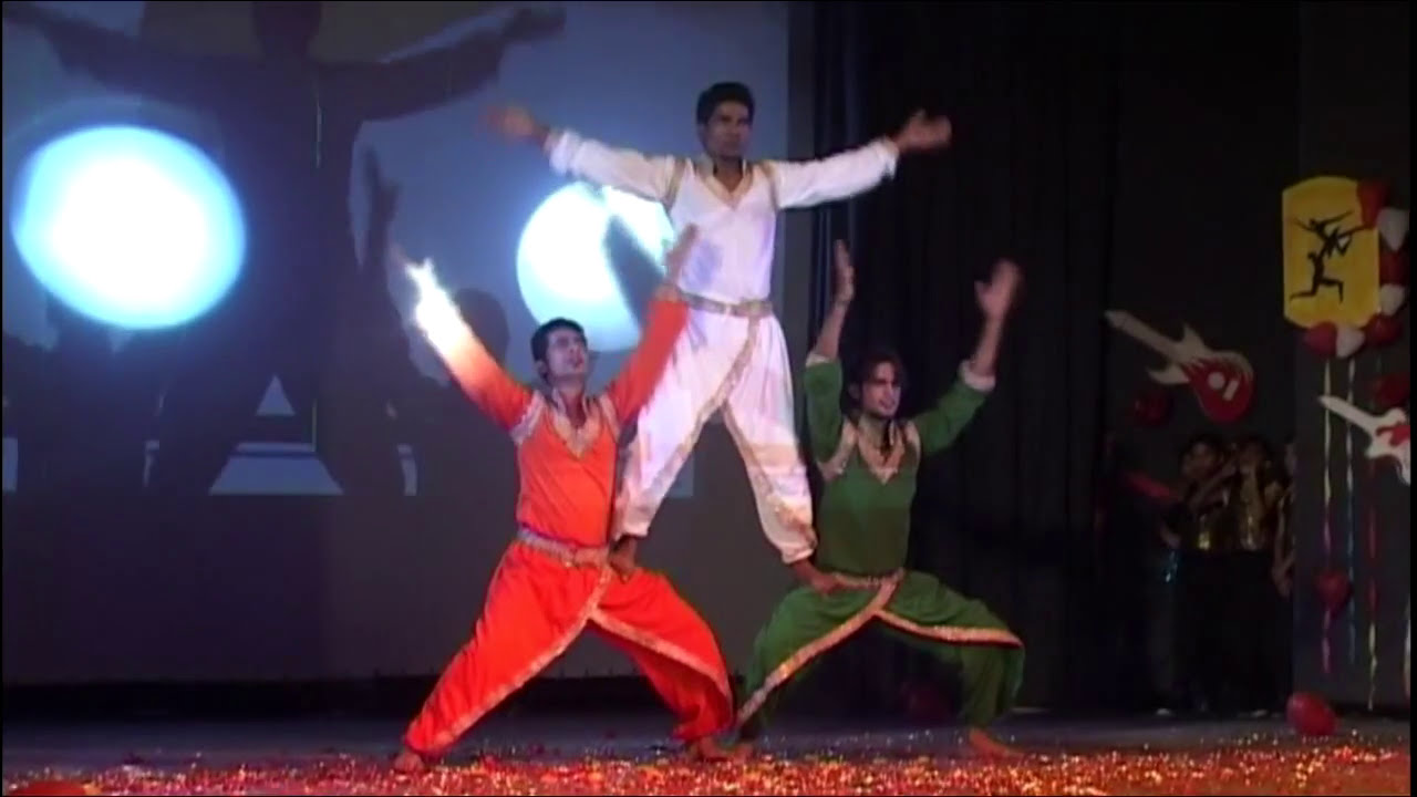Maula Mere Lele Meri Jaan dance performance 2014