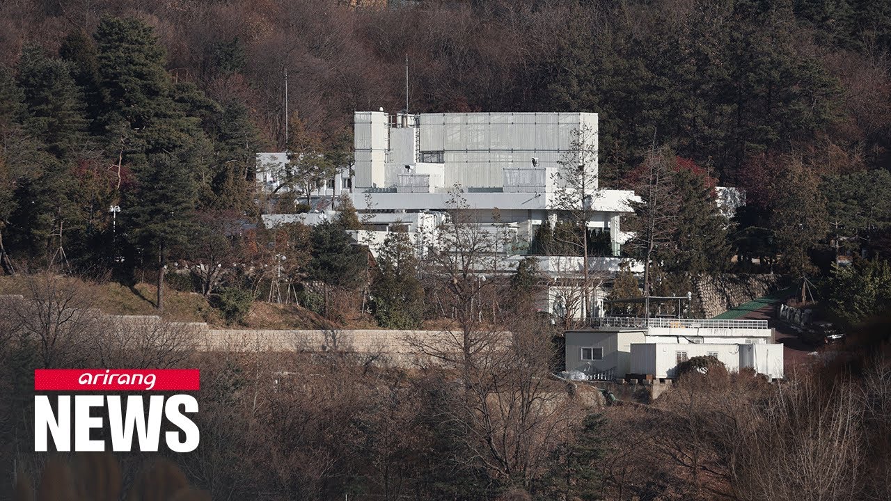 Live from presidential residence: operations being planned for arrest warrant execution