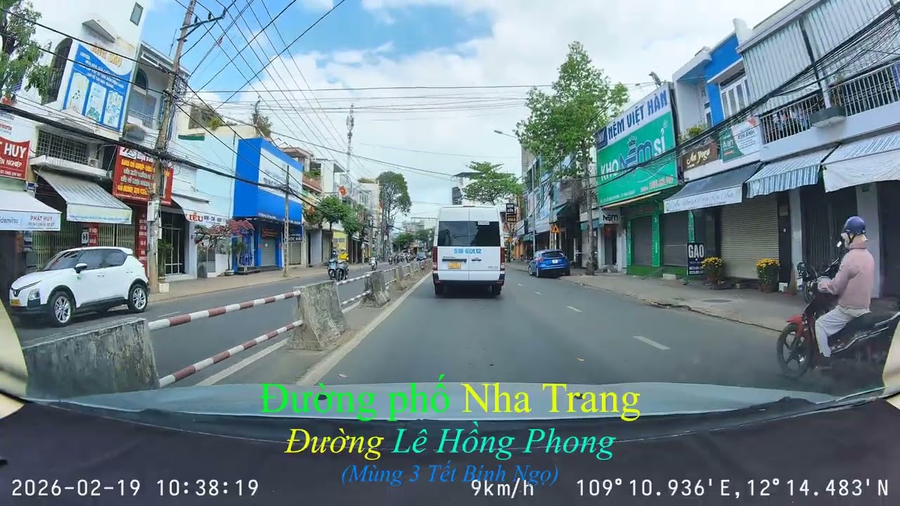Đường phố Nha Trang - Mùng 3 Tết Bính Ngọ!