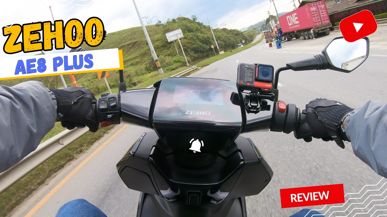 Esta MOTO ELÉCTRICA HUMILLA a las de GASOLINA ⛽ - ZEEHO AE8 Plus a Fondo | Carlos en Moto