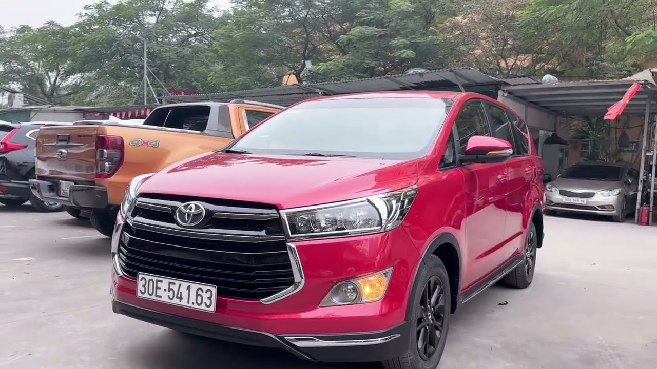 🚘 TOYOTA Innova Ventuner 2.0 AT Sản xuất 2017. Một chủ từ mới. Đẹp xuất sắc. 