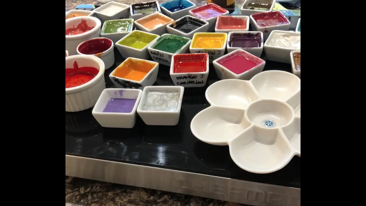 Melting - Airbrushing with Colored Cocoa Butter