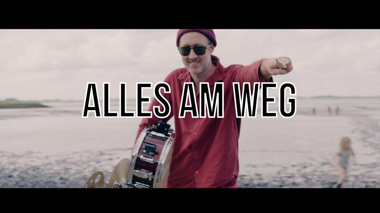 MOOP MAMA &times; &Auml;LICE - Alles Am Weg! (official video)