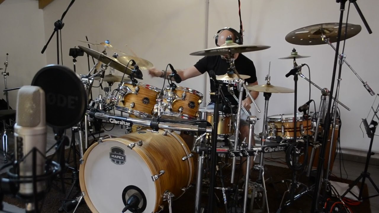 @laurapausinitv - Tra te e il mare (Drum Cover)
