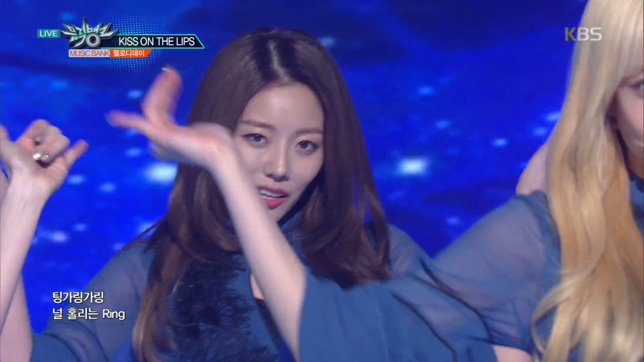 뮤직뱅크 Music Bank - 멜로디데이 - KISS ON THE LIPS (MelodyDay - KISS ON THE LIPS).20170303