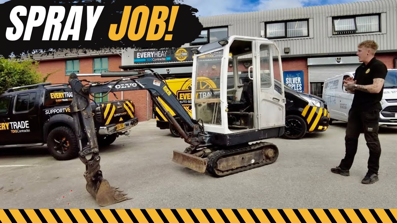 We SPRAYED a 20 year old VOLVO EC15B Digger STEALTH BLACK and it turned out MEGA