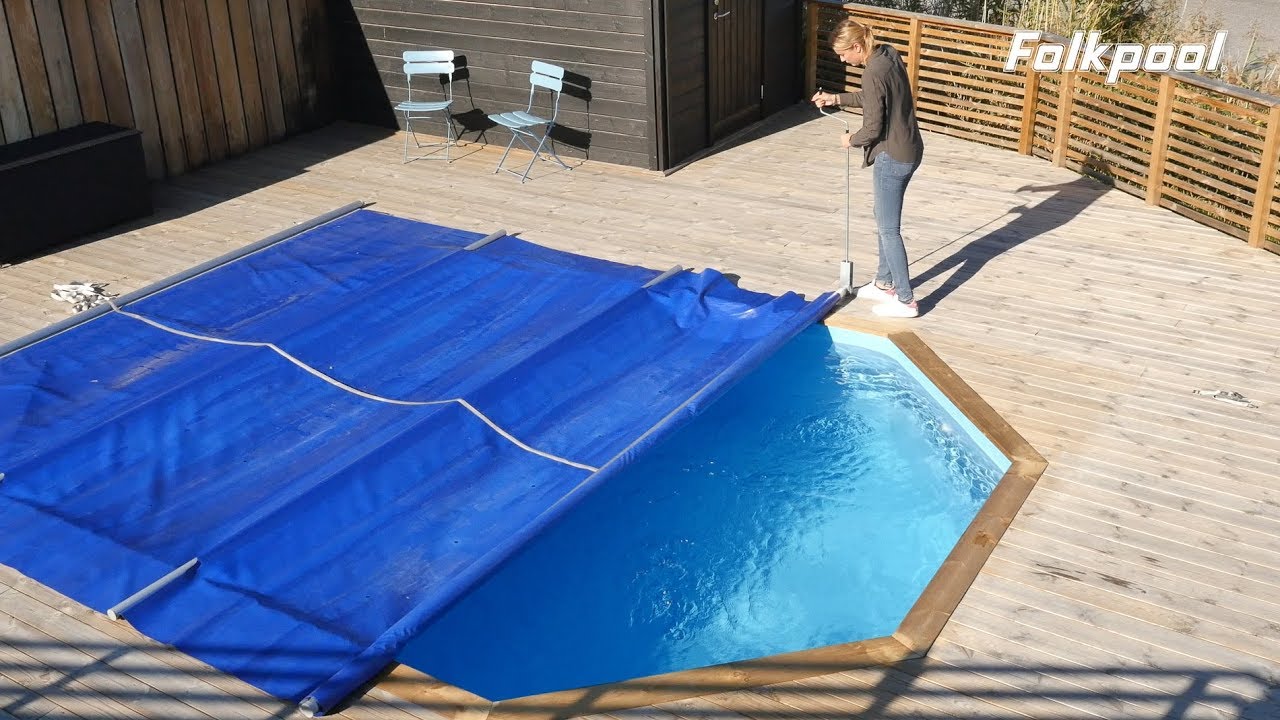 Vilket poolöverdrag ska jag välja till min pool? Se en översiktlig guide med tips och råd.