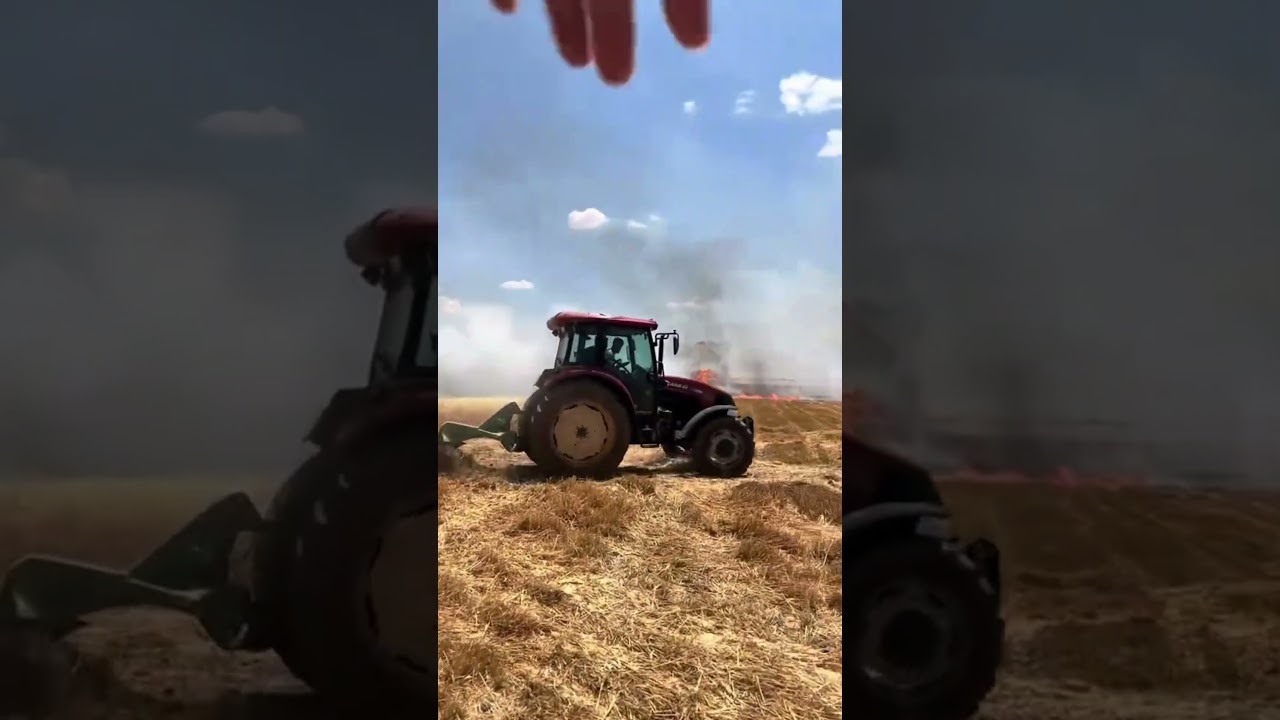 Фермеры в гонке против огня! 🚜🔥 #агро #фермерство #сельскоехозяйство #урожай #пожар